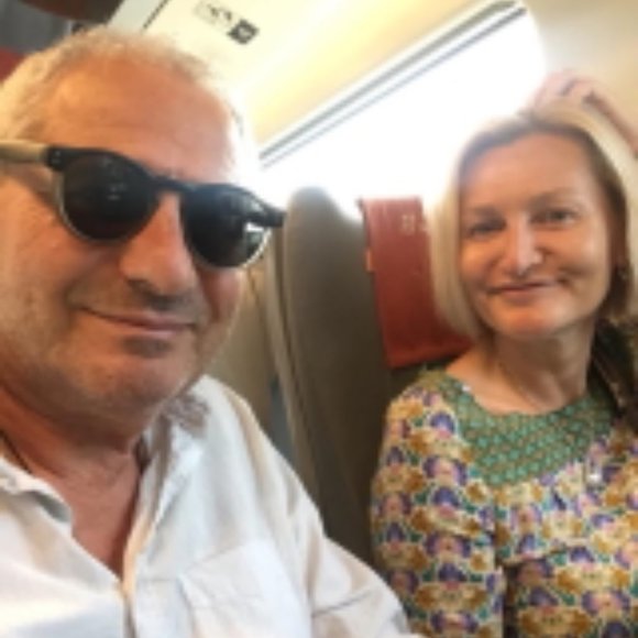 Meet your Posher - Picture 2 of 4